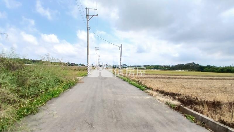 新屋民有一路資材室房屋室內格局與周邊環境