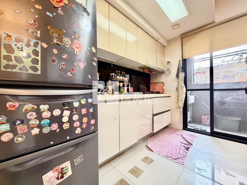 佳福帝璽新光特區低總價三房平車房屋室內格局與周邊環境