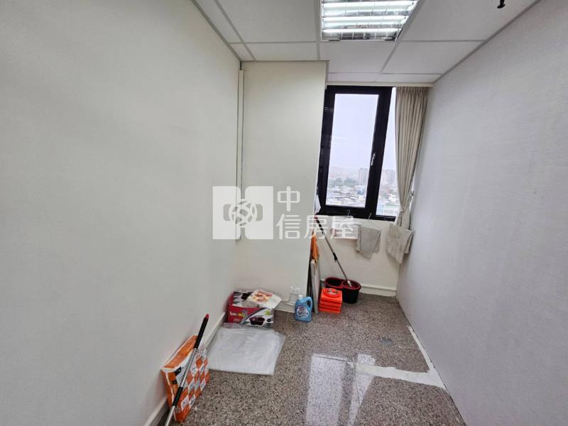 A22老街溪捷運站-世貿銀座景觀商辦2房屋室內格局與周邊環境