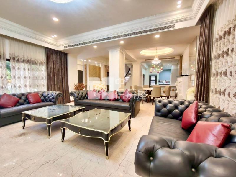 棒球場大地坪電梯別墅房屋室內格局與周邊環境