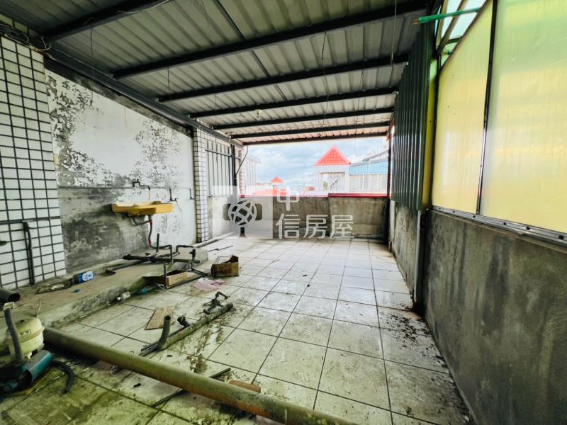 桃園中路旁大地坪別墅房屋室內格局與周邊環境