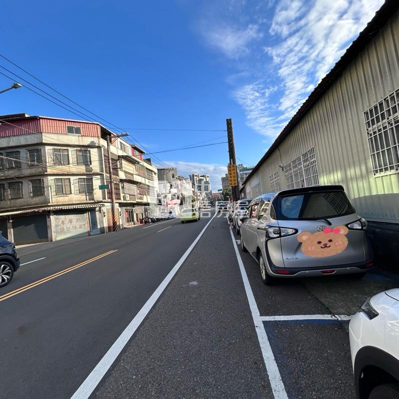 楊梅正萬大路透天房屋室內格局與周邊環境