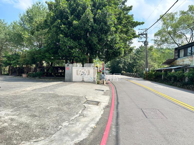 G038南投學區旁乙種持分建地房屋室內格局與周邊環境