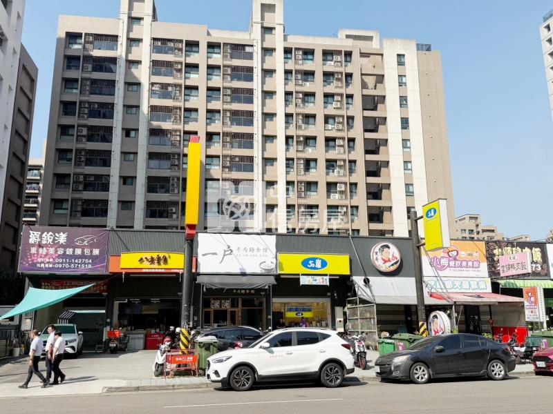 烏日高鐵ONE精品商辦雙平車(專任)房屋室內格局與周邊環境