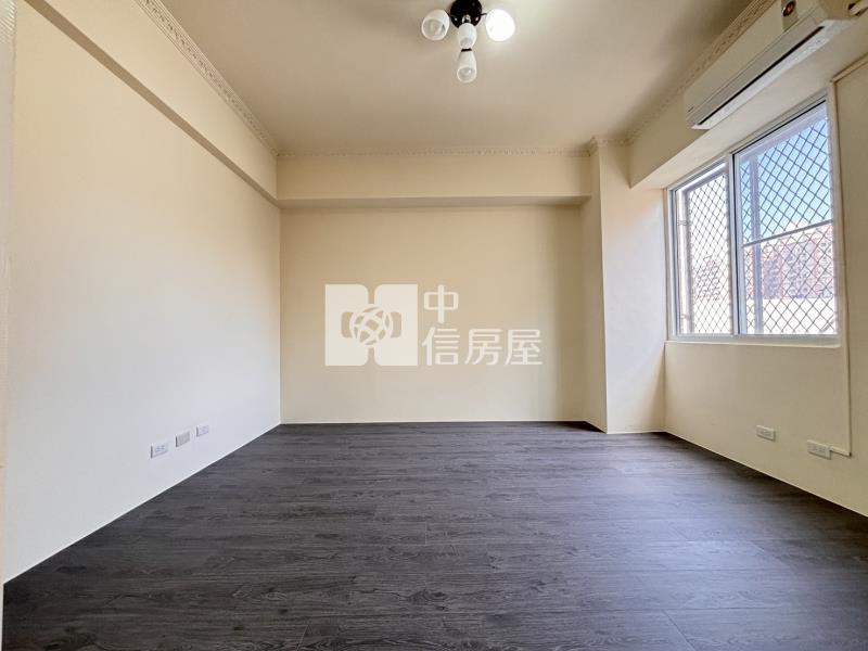 大里臨路邊間1+2+3F店住房屋室內格局與周邊環境