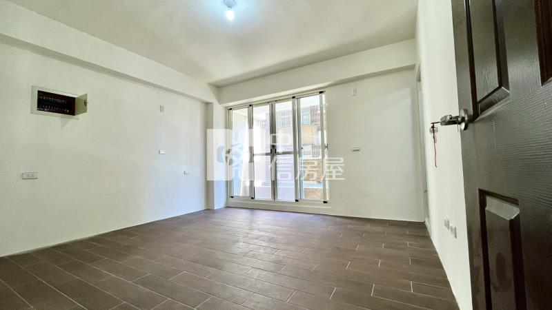 科博館旁非投資客屋主精心裝修二樓公寓房屋室內格局與周邊環境