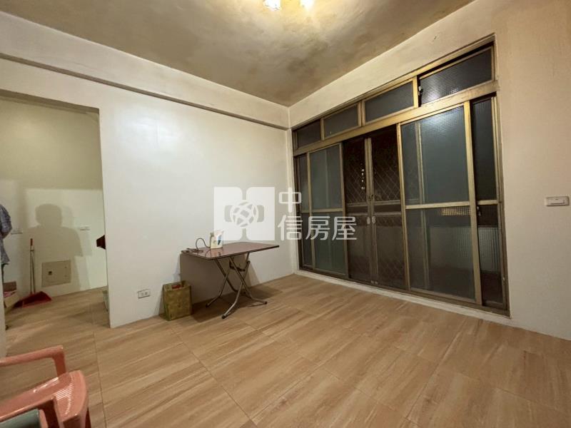 幸福市場超值大透天房屋室內格局與周邊環境