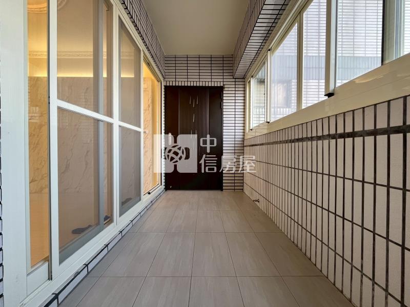 白宮畢卡索東山商圈全新整理大三房附車位房屋室內格局與周邊環境