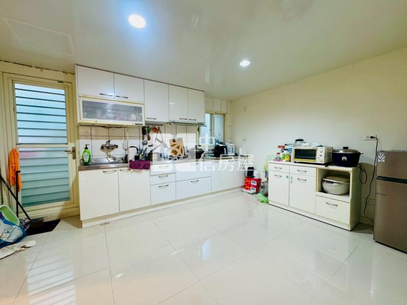 龜山后街商圈漂亮公寓有加頂房屋室內格局與周邊環境