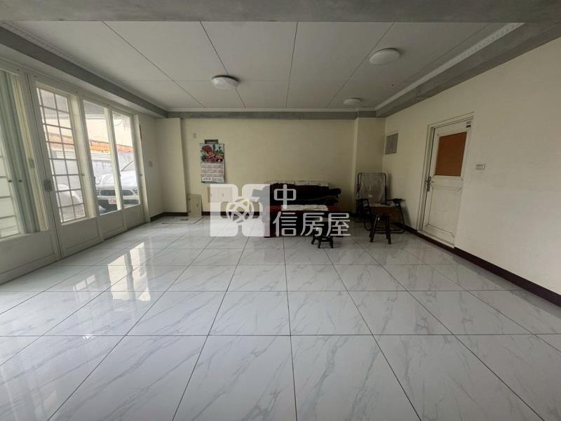 (A)台中沙鹿交流道旁的透天(中信卓越團隊)房屋室內格局與周邊環境