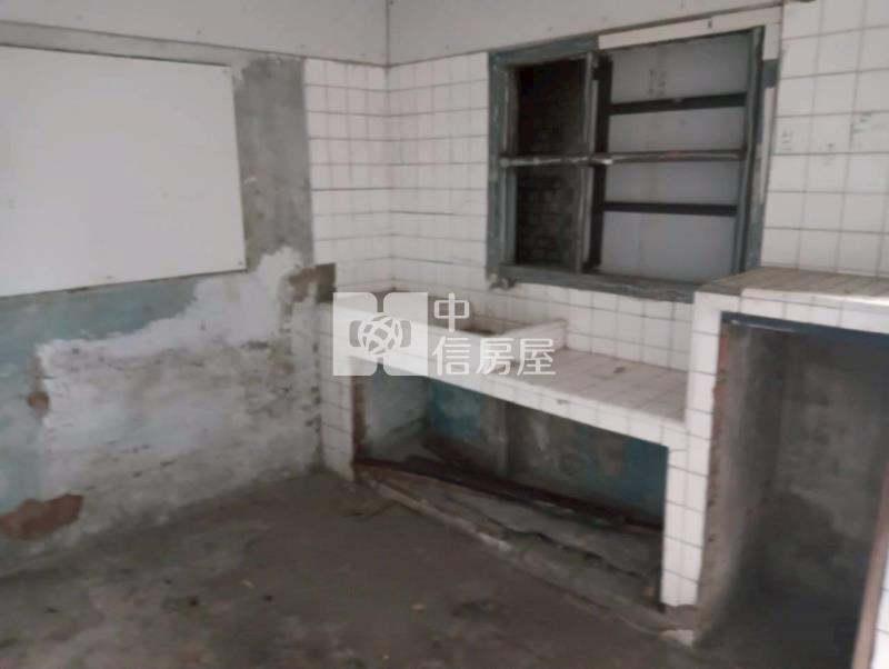 員林正山腳路店面房屋室內格局與周邊環境