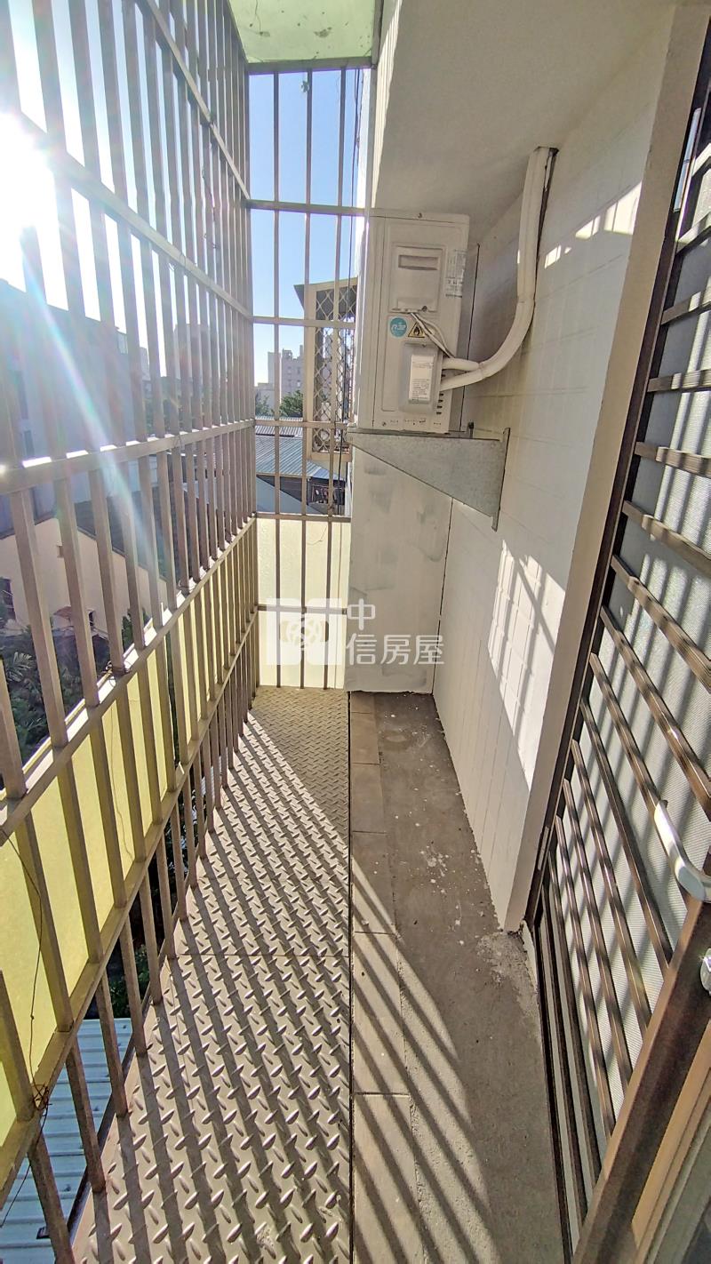 崇倫電梯收租5套房房屋室內格局與周邊環境