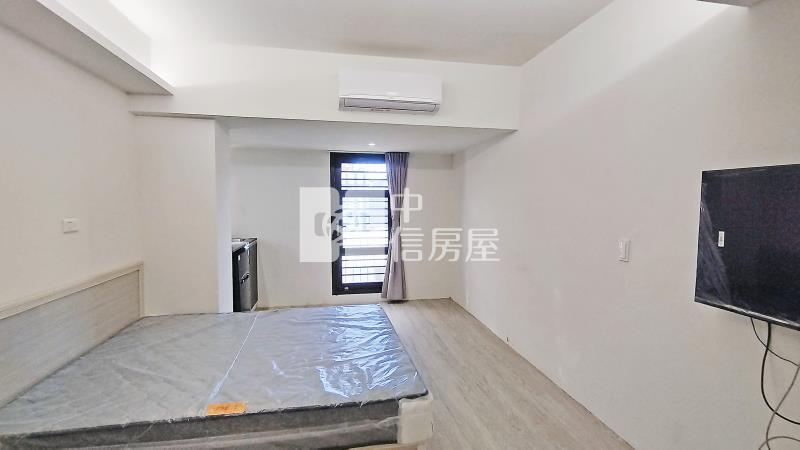 崇倫電梯收租5套房房屋室內格局與周邊環境