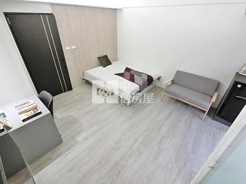 崇倫電梯收租5套房房屋室內格局與周邊環境