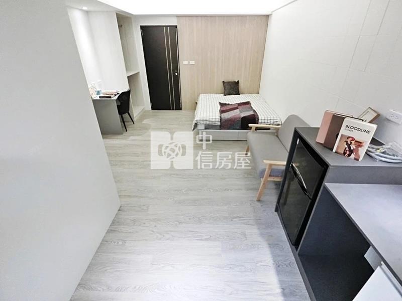 崇倫電梯收租5套房房屋室內格局與周邊環境