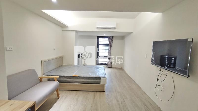 崇倫電梯收租5套房房屋室內格局與周邊環境