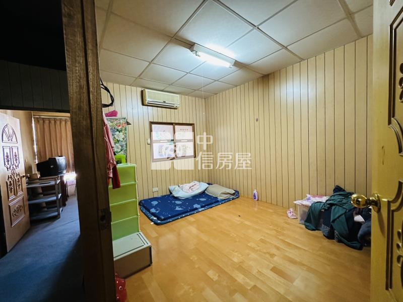 大里成功國中大地坪透店房屋室內格局與周邊環境