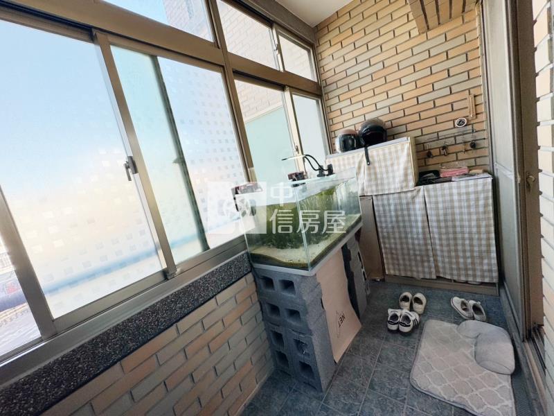 環中SMART邊間美兩室房屋室內格局與周邊環境