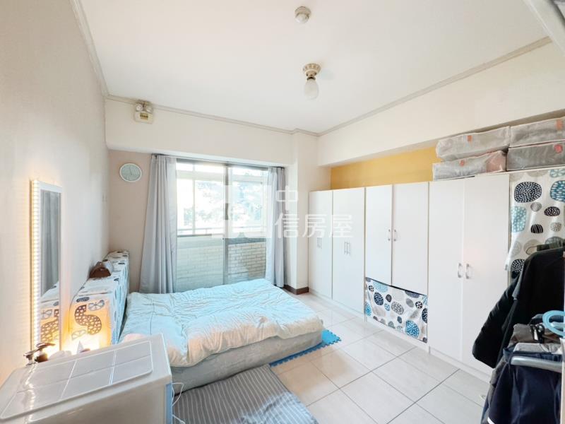 環中SMART邊間美兩室房屋室內格局與周邊環境