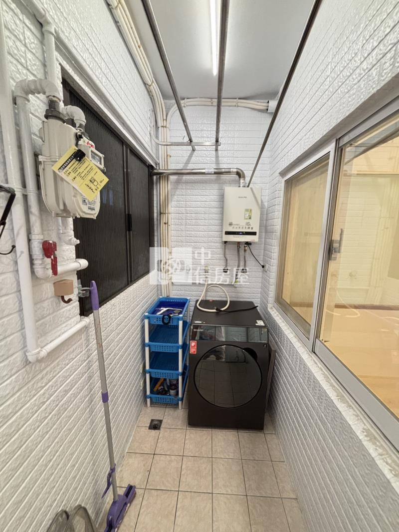 A21中壢高中法國香榭高樓層美妝三房車房屋室內格局與周邊環境