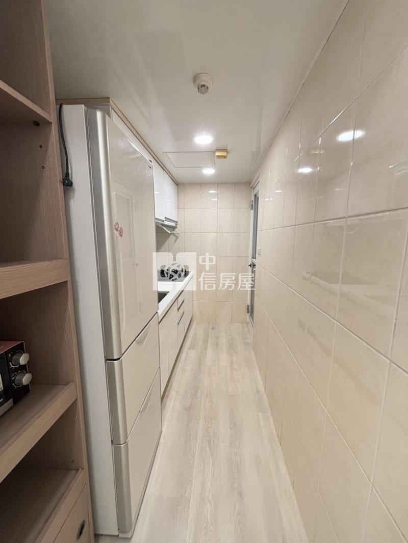 A21中壢高中法國香榭高樓層美妝三房車房屋室內格局與周邊環境