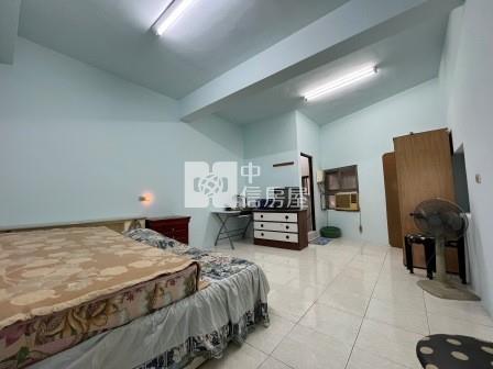 高雄房屋-高雄鳳山國中美透天房屋室內格局與周邊環境