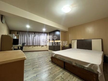 高雄房屋-高雄鳳山國中美透天房屋室內格局與周邊環境