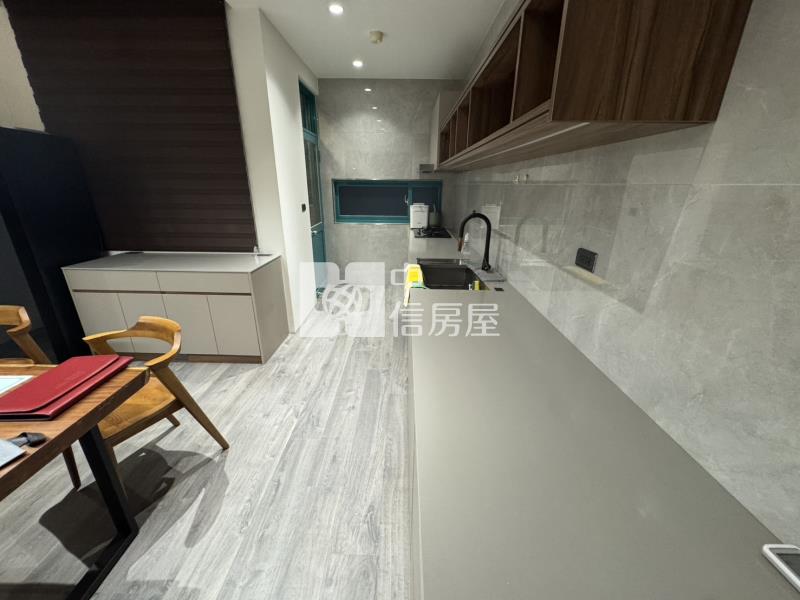 寬悅團隊獨家昌益蔚藍海美妝2+1房車房屋室內格局與周邊環境