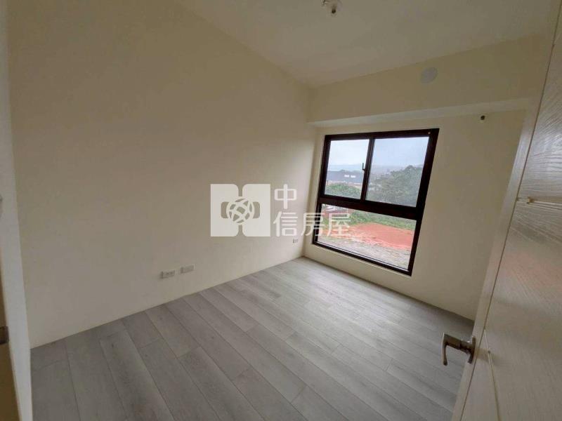 宜誠阿麗拉低樓層3+1房房屋室內格局與周邊環境