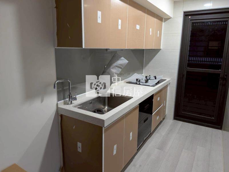 宜誠阿麗拉低樓層3+1房房屋室內格局與周邊環境