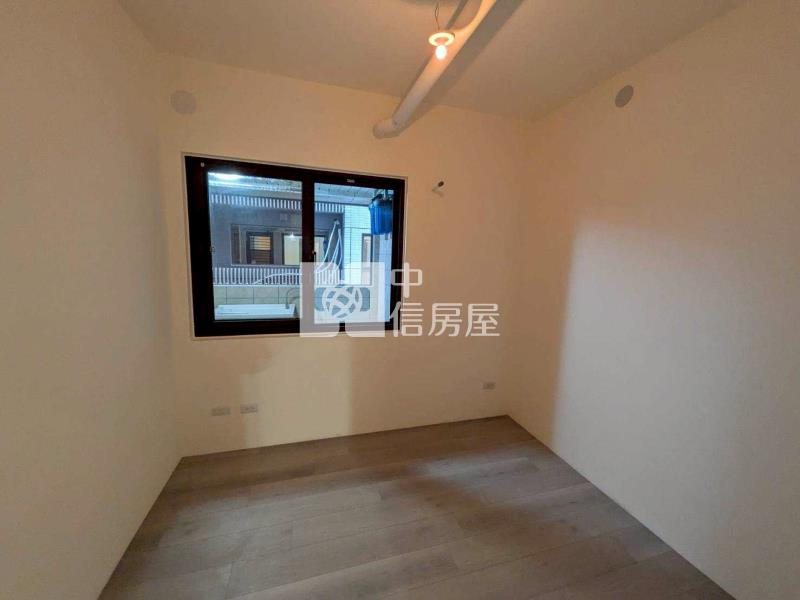 宜誠阿麗拉低樓層3+1房房屋室內格局與周邊環境