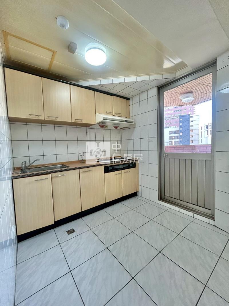 柳川河畔視野三房房屋室內格局與周邊環境