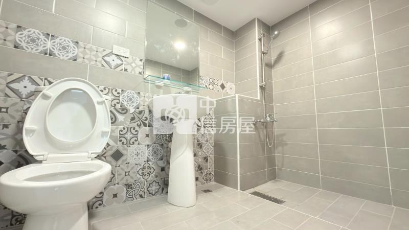 市場旁四房  ★影音空拍只在中信嘉義玉山店房屋室內格局與周邊環境