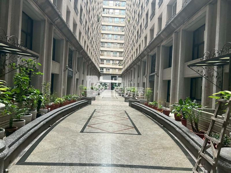 A21捷運站-法國之星2房車(中信卓越團隊)房屋室內格局與周邊環境