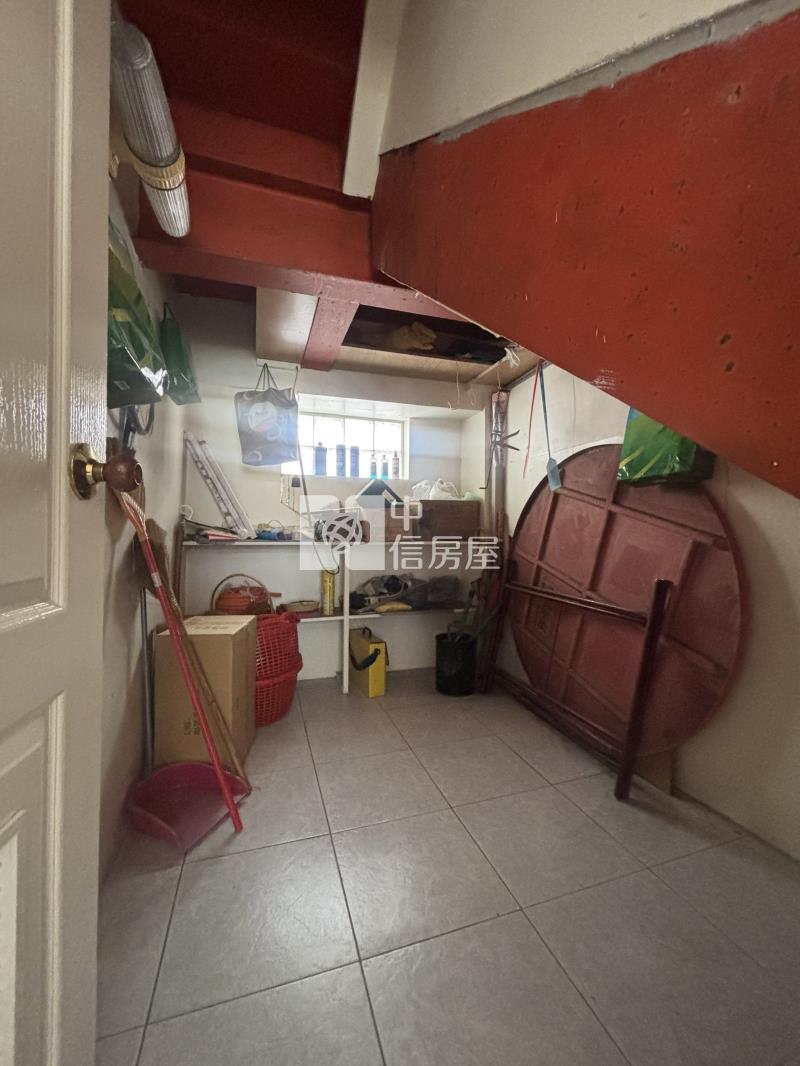 草屯國6旁獨棟田園別墅退休宅房屋室內格局與周邊環境