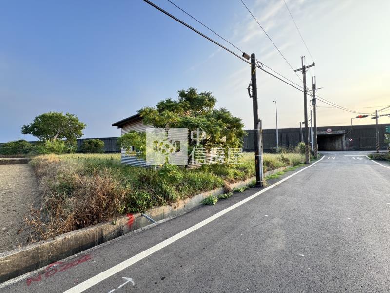 新屋66旁農地+合法資材室房屋室內格局與周邊環境