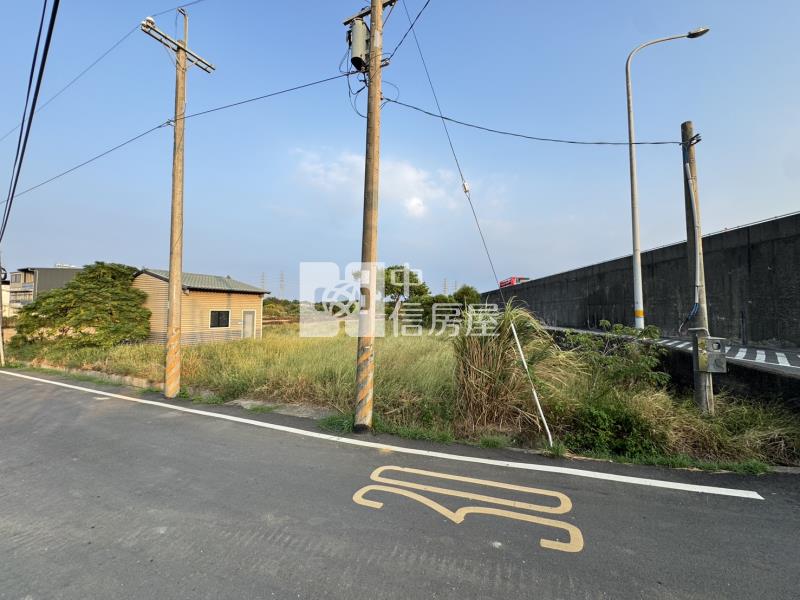 新屋66旁農地+合法資材室房屋室內格局與周邊環境