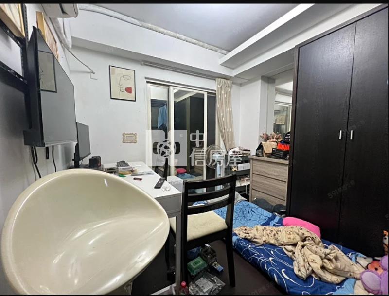 草漯前院停車透天房屋室內格局與周邊環境