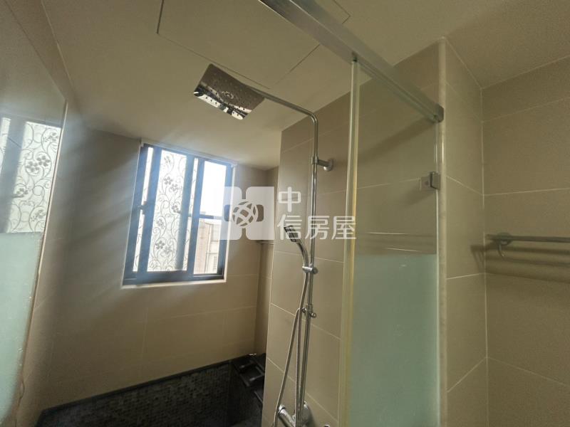 龍岡國中旁美兩房+車位房屋室內格局與周邊環境