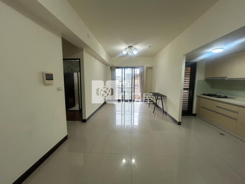 龍岡國中旁美兩房+車位房屋室內格局與周邊環境