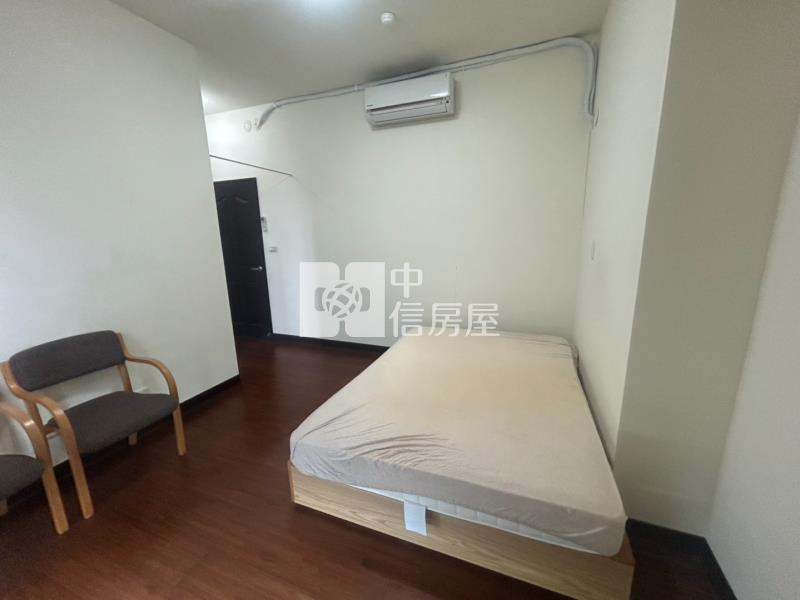 龍岡國中旁美兩房+車位房屋室內格局與周邊環境