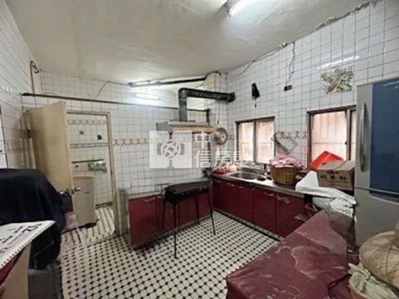 中壢火車站百坪金透店(中信卓越團隊)房屋室內格局與周邊環境