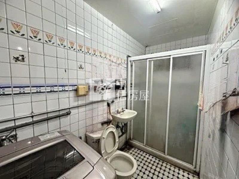 中壢火車站百坪金透店(中信卓越團隊)房屋室內格局與周邊環境