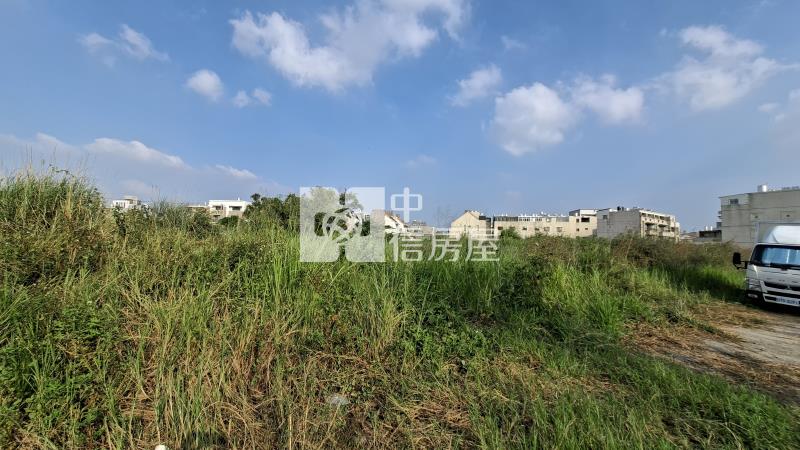 仁德中正路30米路面建地房屋室內格局與周邊環境