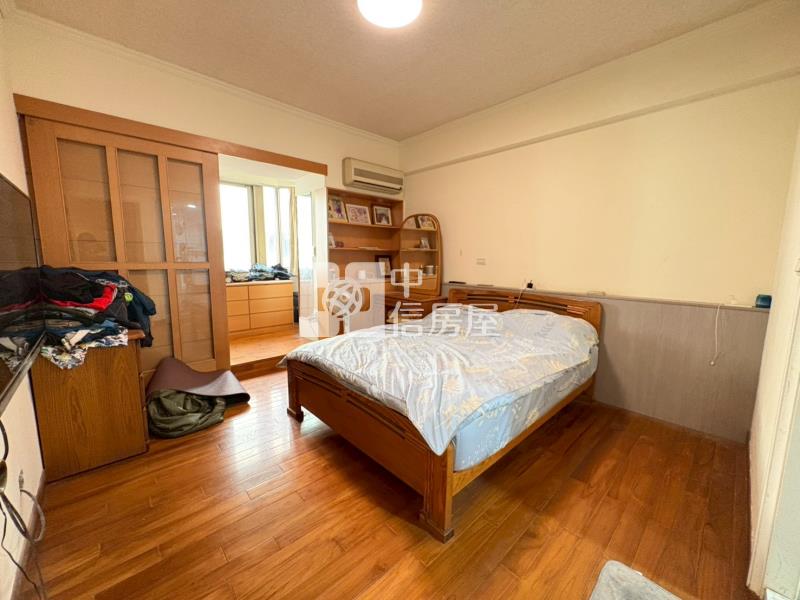 文心森林公園3+1房附機械休旅車位房屋室內格局與周邊環境