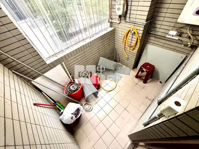 長庚特區店面房屋室內格局與周邊環境