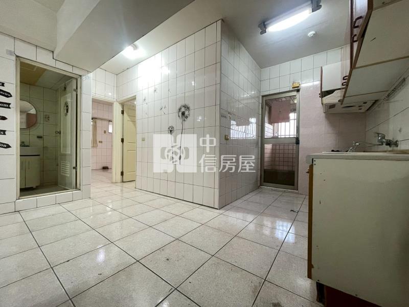 新營小資成家房屋室內格局與周邊環境