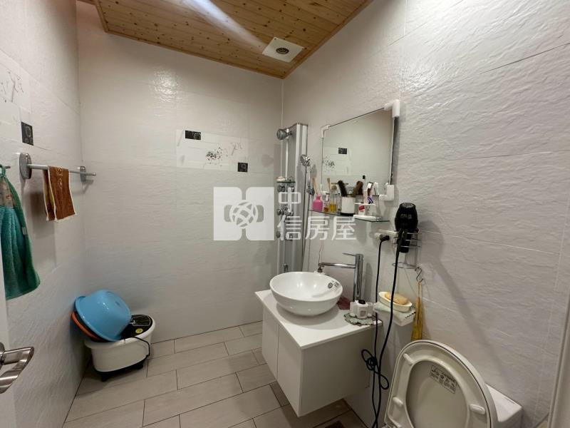 ▲翠峰景觀三車位大透天房屋室內格局與周邊環境