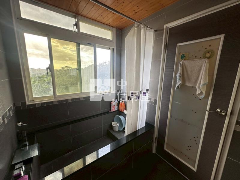 ▲翠峰景觀三車位大透天房屋室內格局與周邊環境