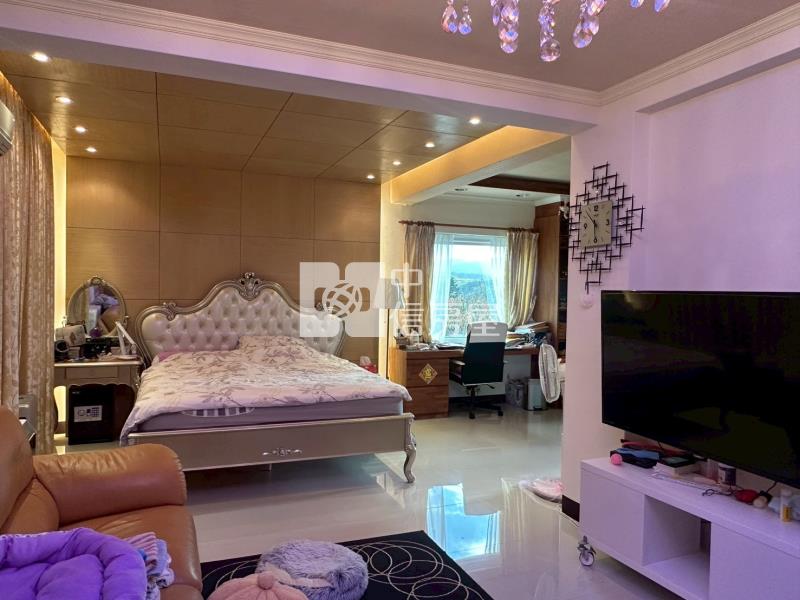 ▲翠峰景觀三車位大透天房屋室內格局與周邊環境